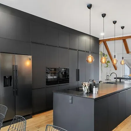 Second - Fischbach *