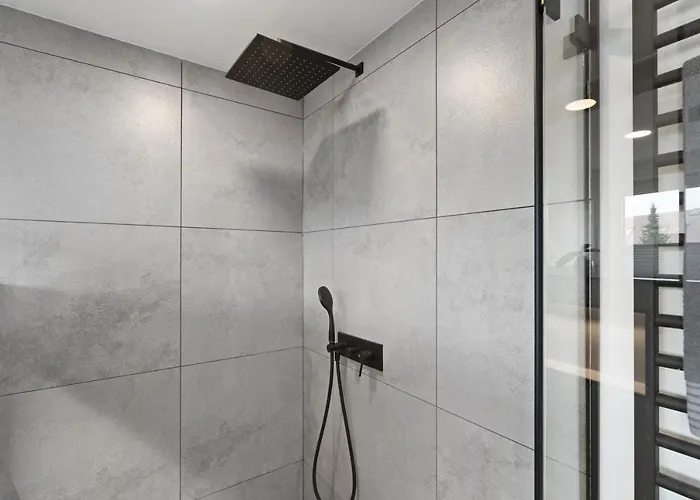 Second - Fischbach *